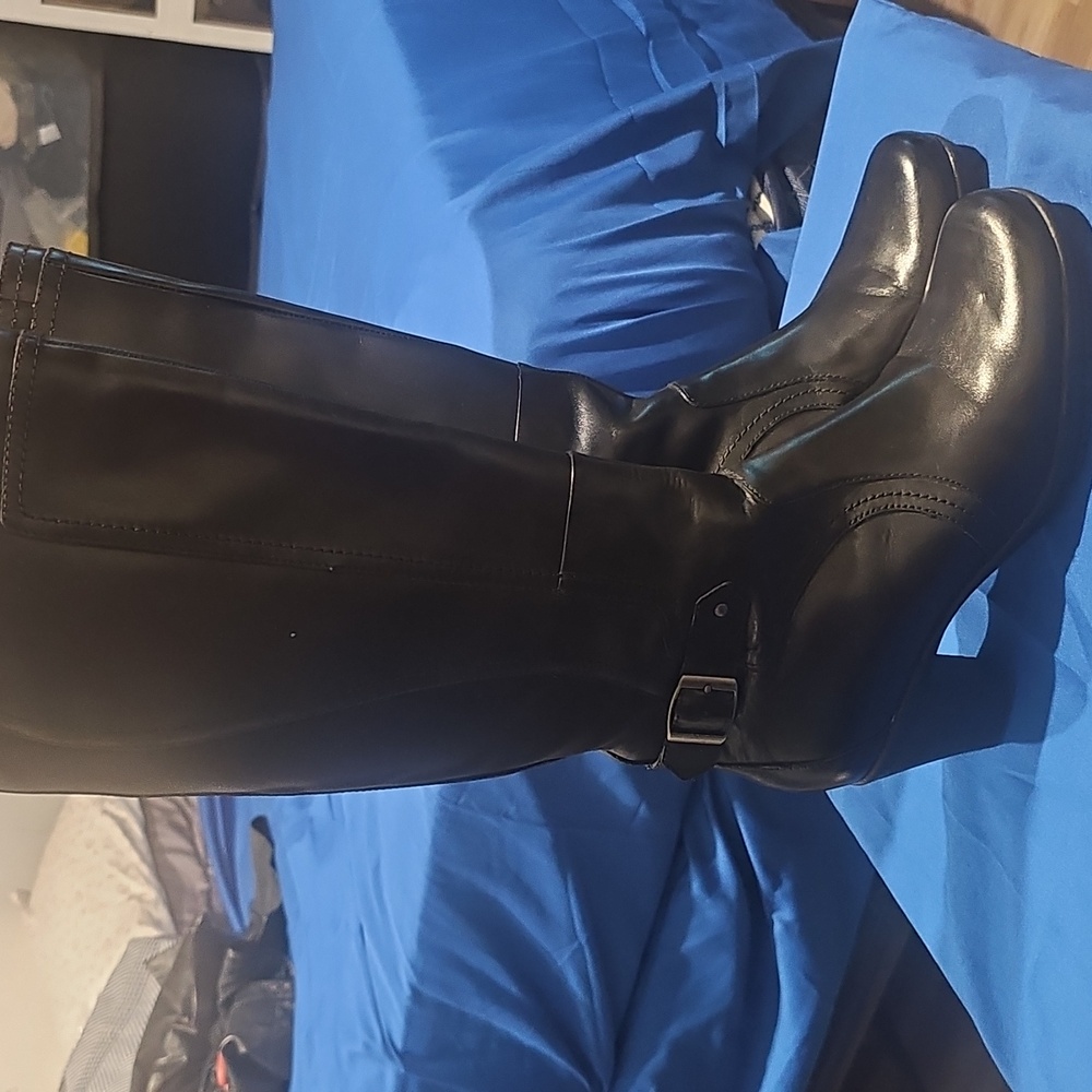 Black Leather Knee-High Boots Size 8.5 Only Worn A Few Times, Exellent Condition - Picture 9 of 11